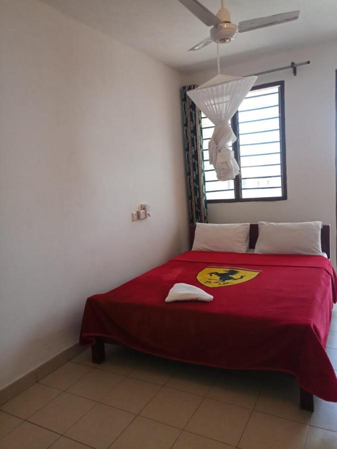 Golden Guest House- Miritini Mombasa Exteriör bild